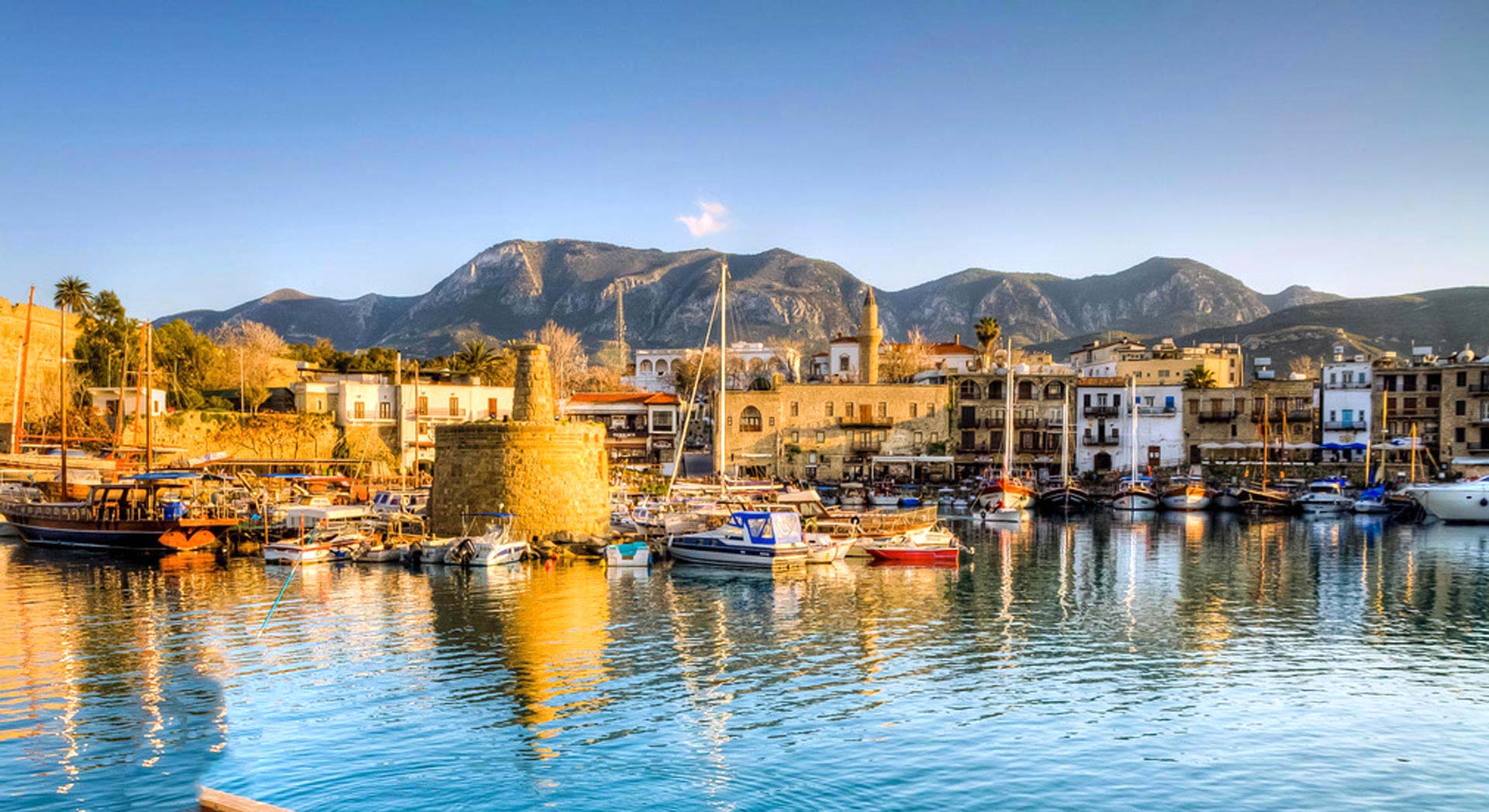Private taxi transfer from Ayia Napa to North Cyprus border