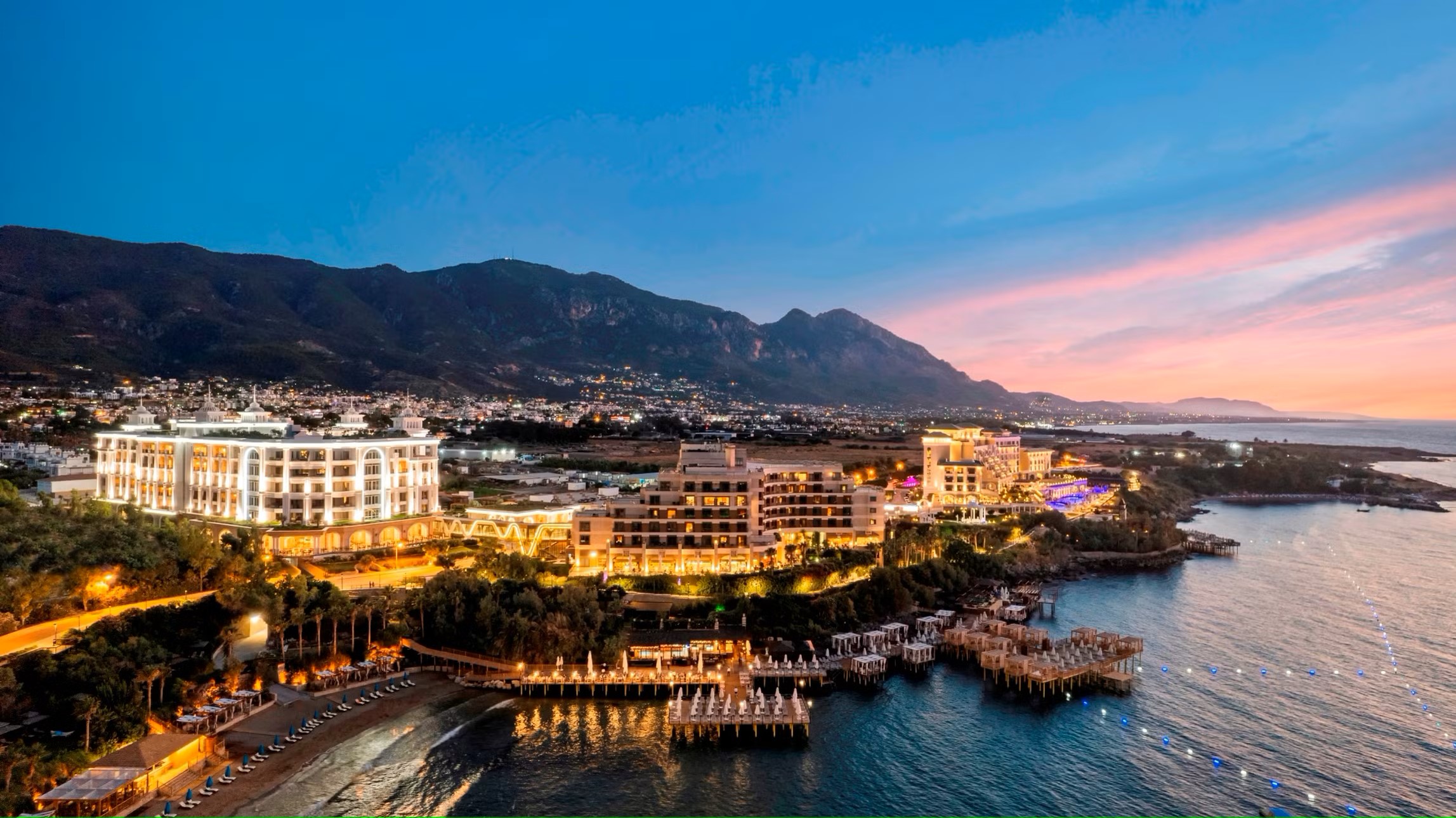 Larnaca Airport to Merit Royal Diamond Hotel taxi transfer in Kyrenia North Cyprus